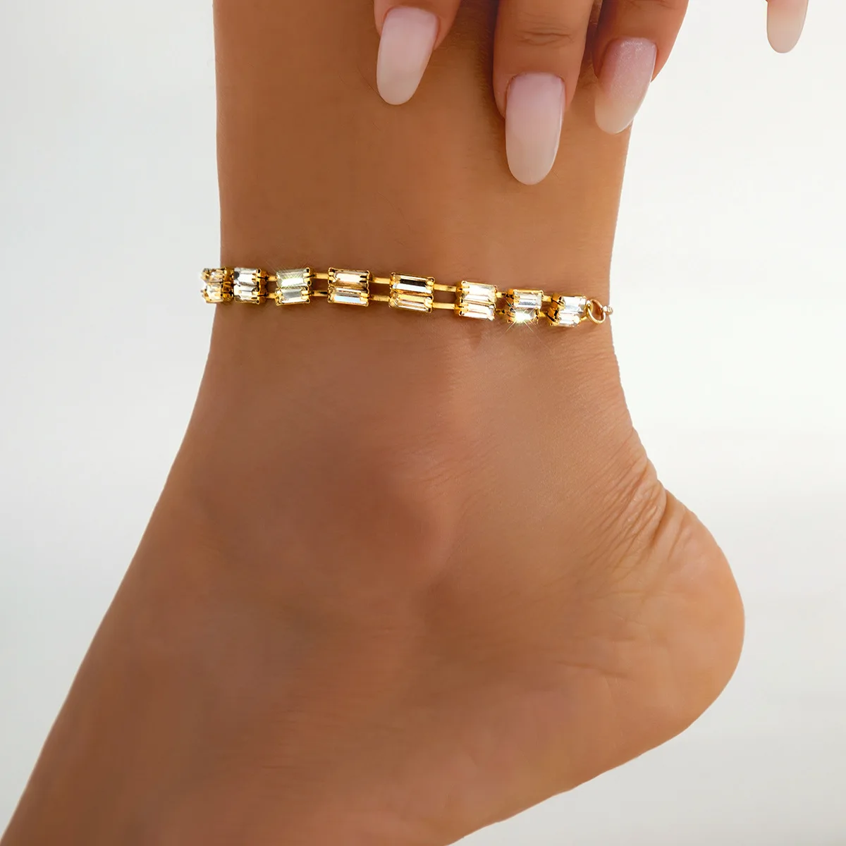 

Ailodo Minimalist Crystal Anklet For Women Luxury Tennis Chain Summer Beach Adjustable Anklet Simple Fashion Jewelry Girls Gift