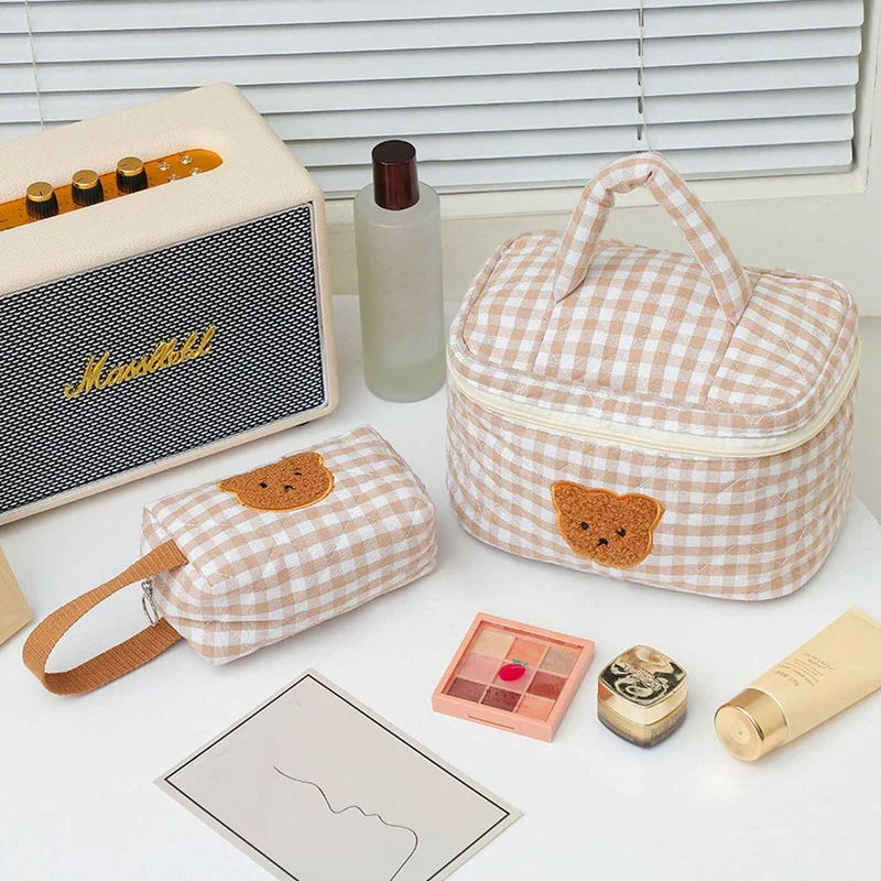 

Милый чехол для карандашей с медведем, косметичка большой емкости, портативные косметички, чехол на молнии с искусственными кистями для жен...