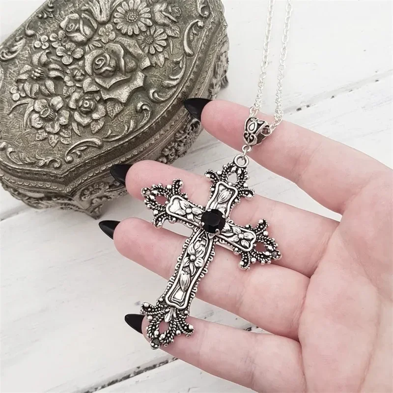 

Large Cross Pendant Jewelry Necklace Silver Color Tone Gothic Punk Jewellery Fashion Charm Statement Women Gifts New Black Drill