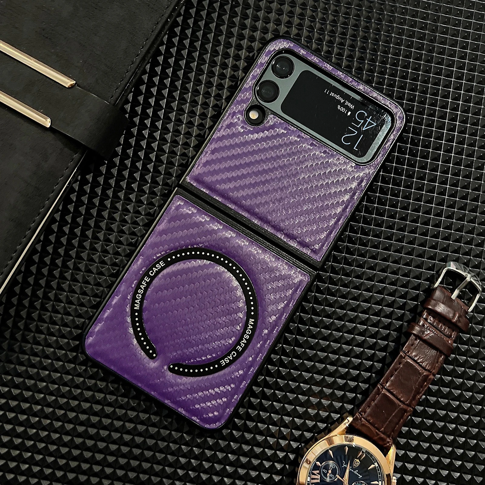 

Leather Folding Case for Samsung Galaxy Z Flip 4 Carbon Fiber magnetic Case PU Leather Shockproof Phone Case Protection Cover