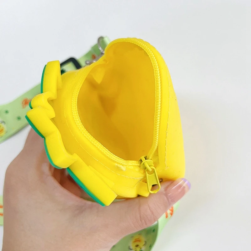 Mini Crossbody Bag for Children Cute Baby Girls Shoulder Bags silica gel Waterproof Kids Small Coin Purse Handbags Wallet