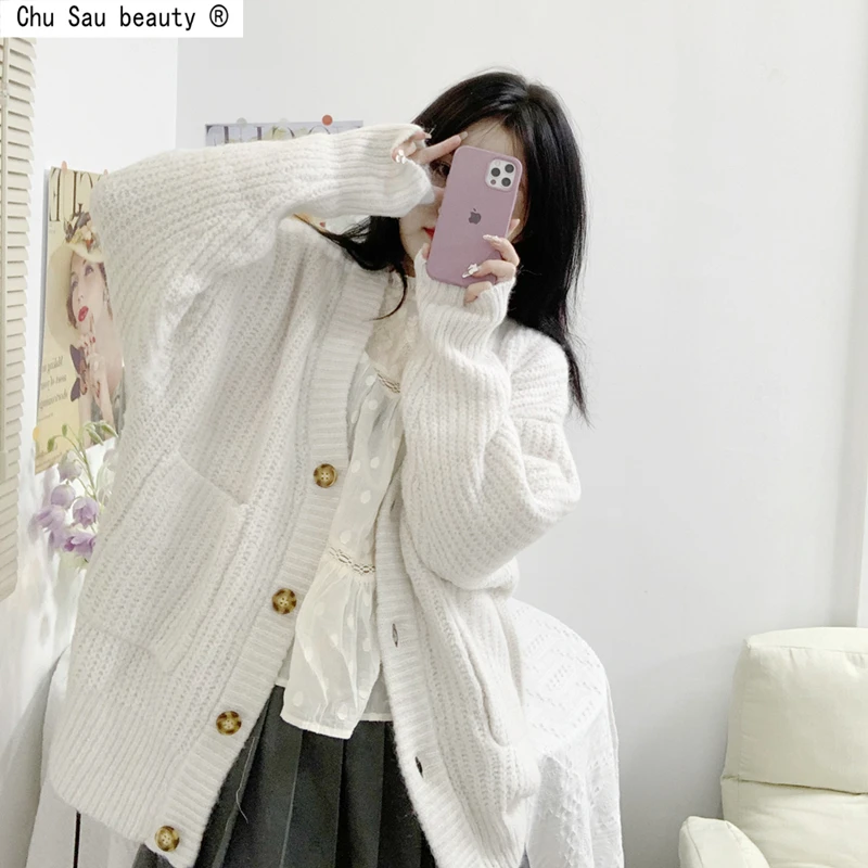 

2021 Autumn Winter New Fashion College Style Loose Single Breasted Casual V-Neck Knitting Cardigan Sweater Women Solid Color