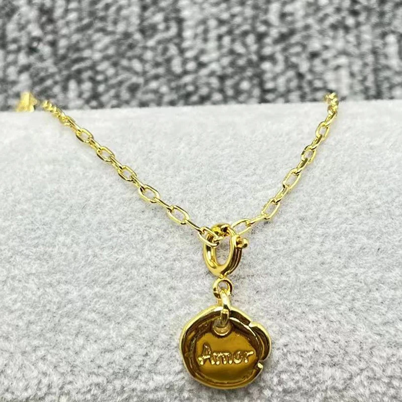 

2023unode50 Exquisite and Fashionable Electroplated 925 Silver Crowd Women's Necklace Romantic Gift with Optional Hanging Pieces