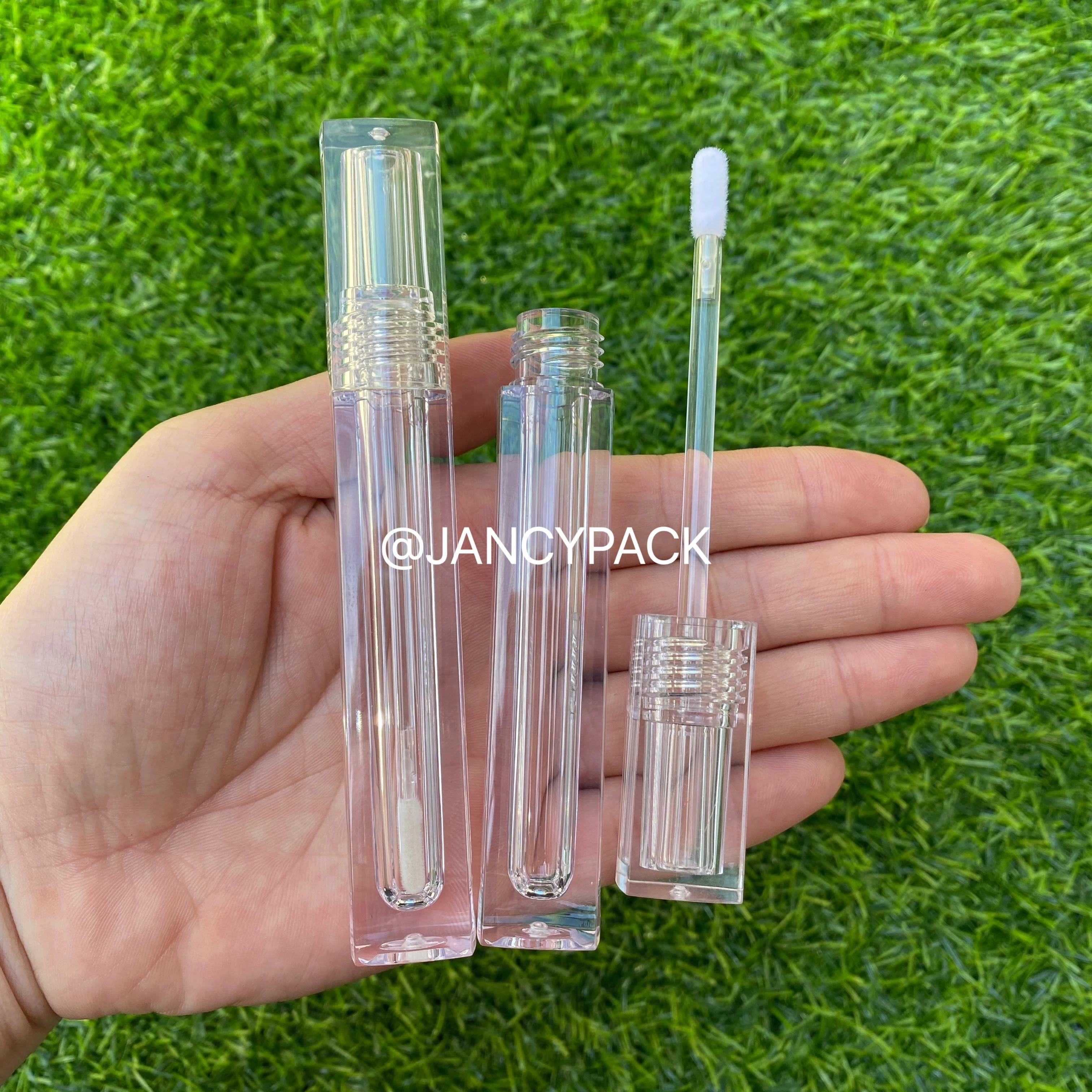 5.5ml Square clear Lip Gloss Tube Lip Balm Bottle Brush Container DIY Refillable Cosmetic Bottle for Lipstick Custom logo