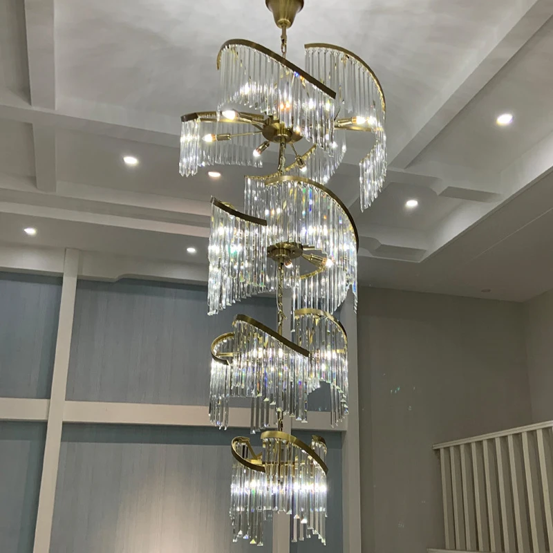 Рисунок 5 - Роскошные хрустальные люстры