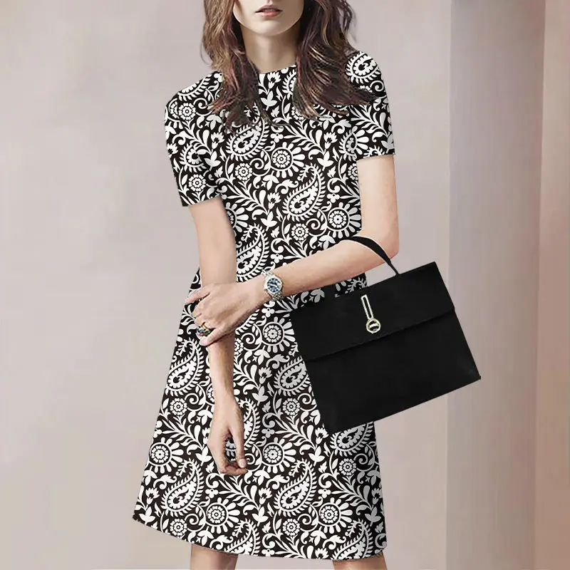 

2022 summer new round neck printed A- shaped dress for women
