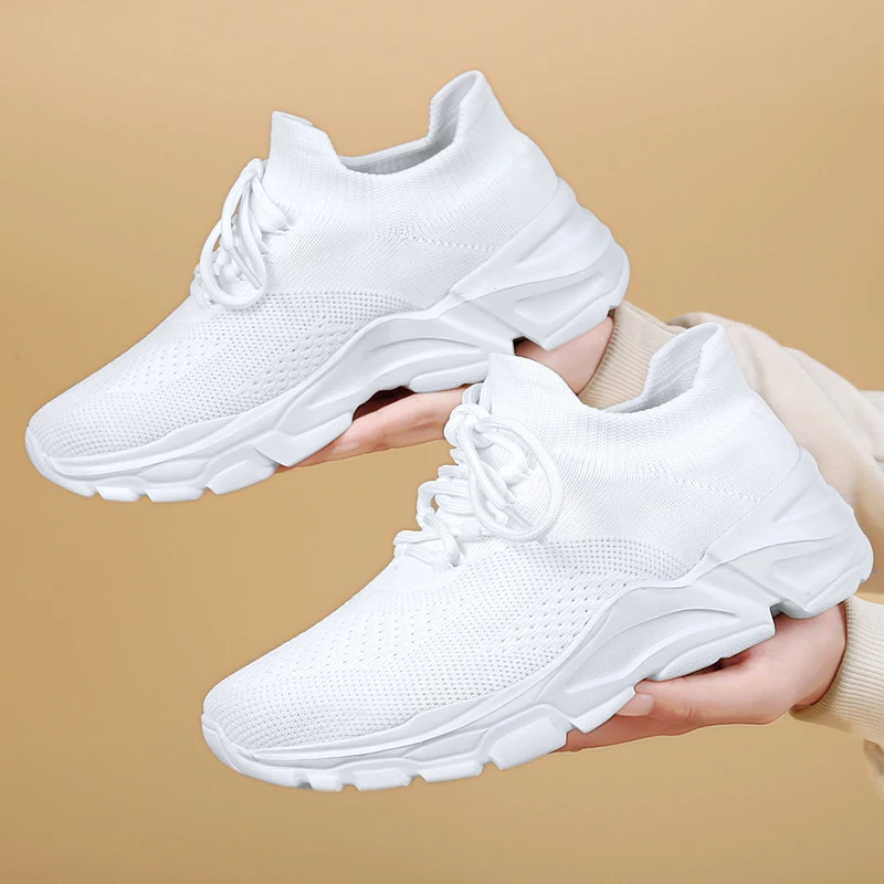 Lightweight Women Casual Shoes Breathable Women Sneakers Anti-Slip Running Shoes Free Shipping 2022 Outdoor Tennis Female 35-44