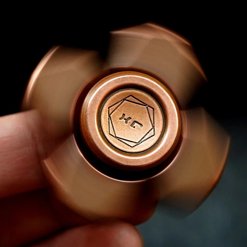 

Gene Series Fingertip Gyro Titanium Alloy Copper Adult Pressure Reduction Creative Play Rotating Bearing EDC