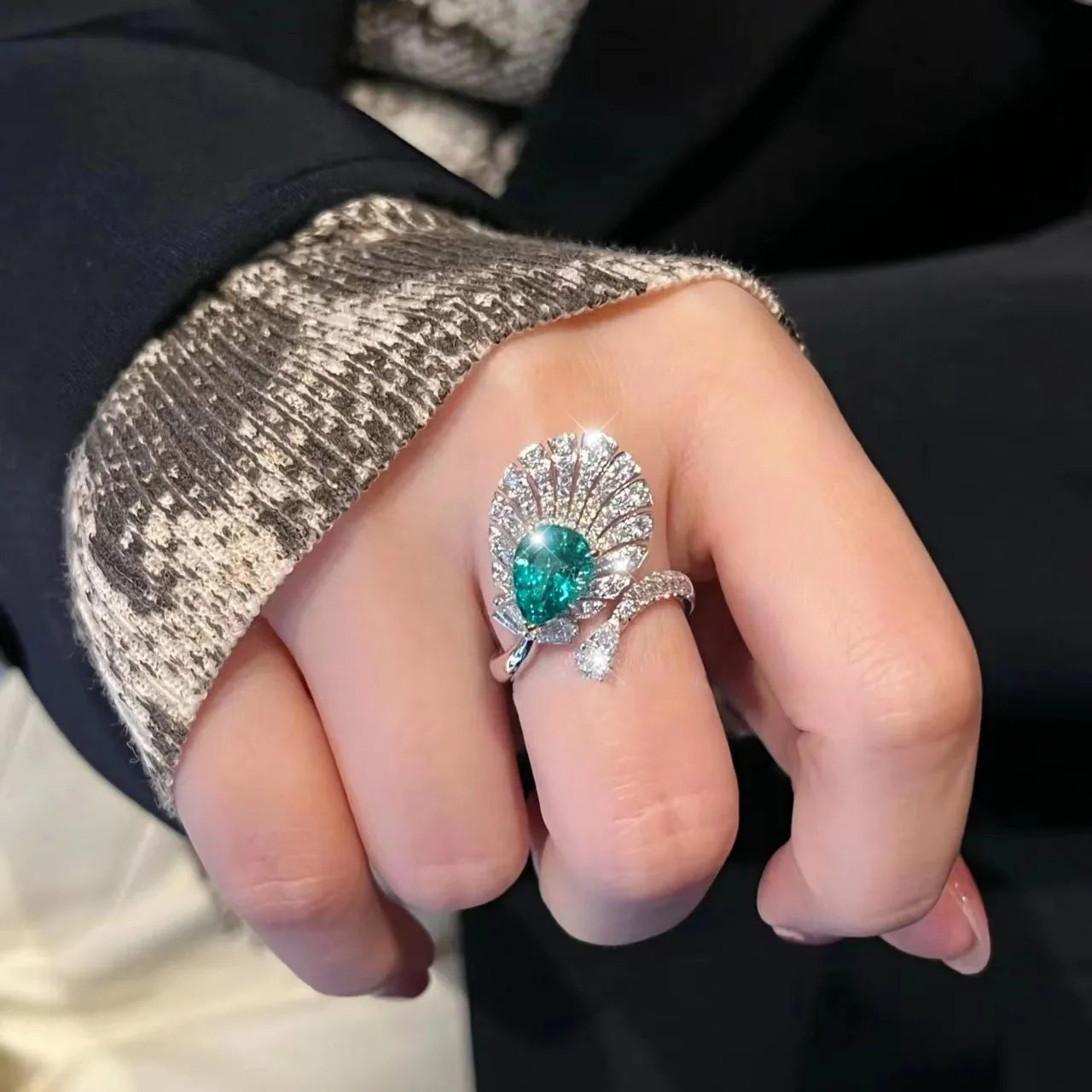 

New Premium Luxury Peacock Tail Green Zircon Rings for Women Wedding Engagement Jewelry Sisters Party Prom Accessories Gifts