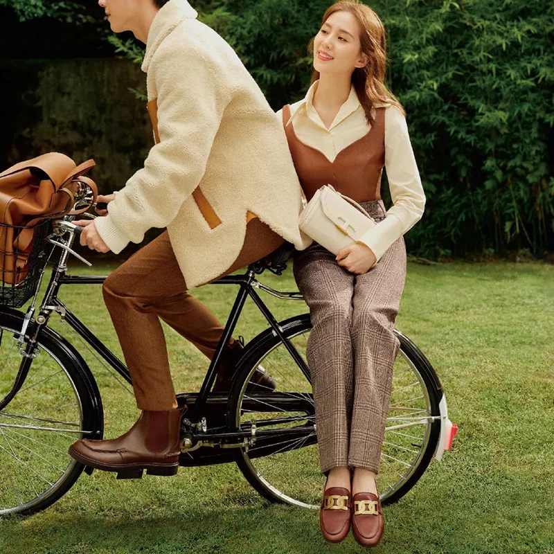 Single Shoes 2023 Autumn Buckle British Style Small Leather Shoes Women Retro One Pedal Flat Loafers