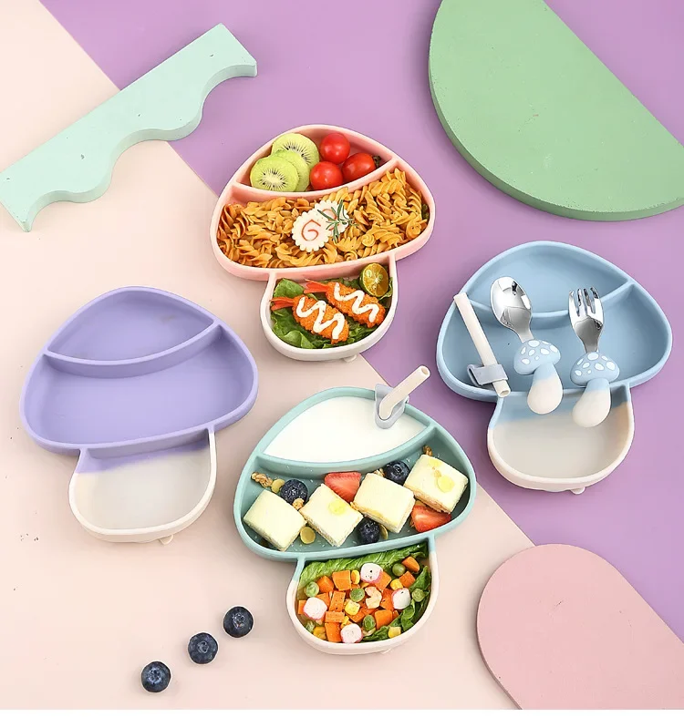 

Silicone Baby Feeding Plate Mushroom Rabbit Christmas Tableware for Kid Waterproof Sution Gel Dish Children Dishes Kitchenware