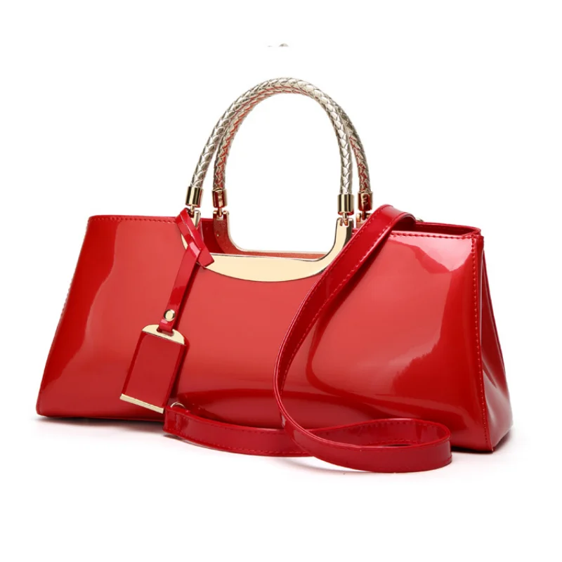 

Hot Selling European and American Fashion Glossy Patent Leather Handbags Luxury One Shoulder Bridal Party Bag Women 2022