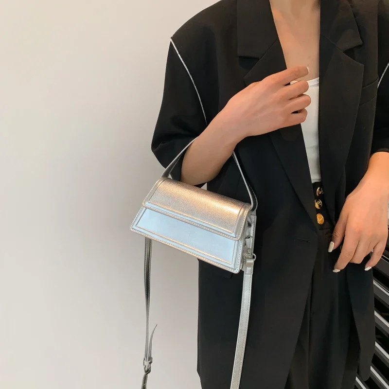 

Purses Crossbody Trend PU 2023 Small Bags And Fashion Flap Handle For Bag Glossy Leather Short Designer With Handbags Women