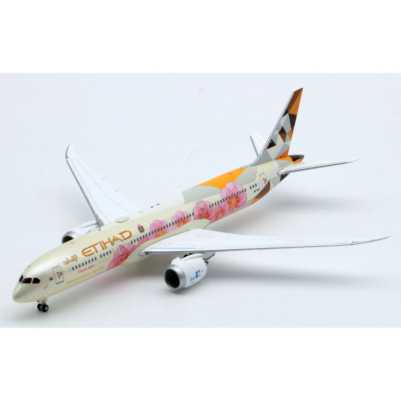 Коллекционный самолет из сплава XX4218 подарок JC Крылья 1:400 Etihad airairлетик модель