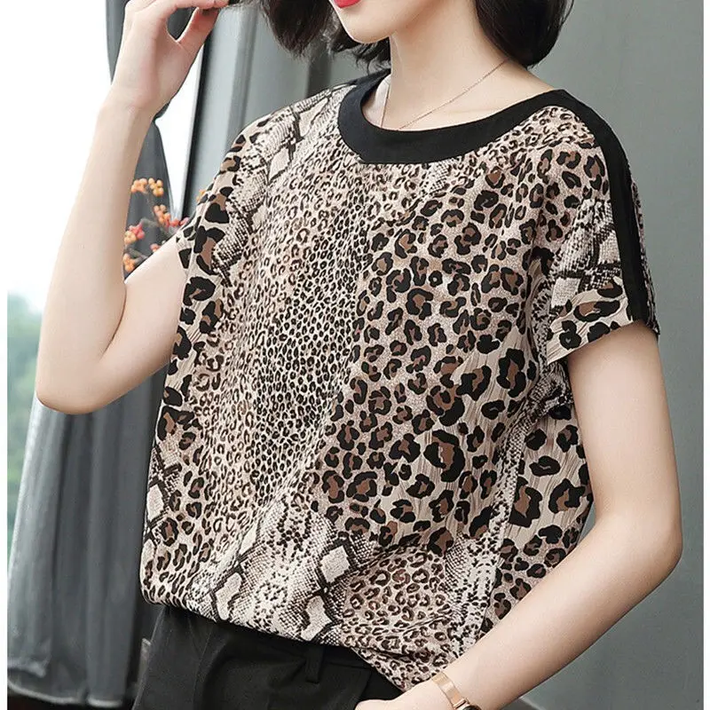 

2023 New Summer Fashion Leopard O-neck Short Sleeve T-Shirt Ladies All-match Patchwork Printing Loose Top Tee Women Clothing