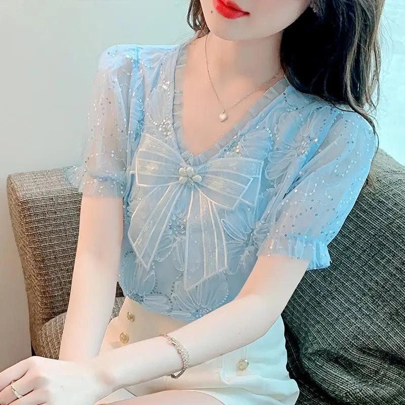 

Summer Korean blouse female versatile casual V -neck chiffon top female short -sleeved foreign immortal sweet bow lace shirt