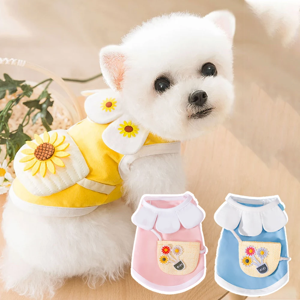 

2022 spring and summer thin puppy dog vest two-legged T-shirt petal collar shoulder bag cat two-legged clothes pet clothes