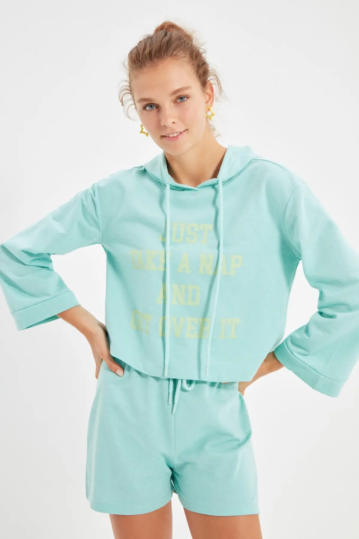 Trendyol Recycle Fabric Knitted Printed Pajamas set THMAW22PT0235