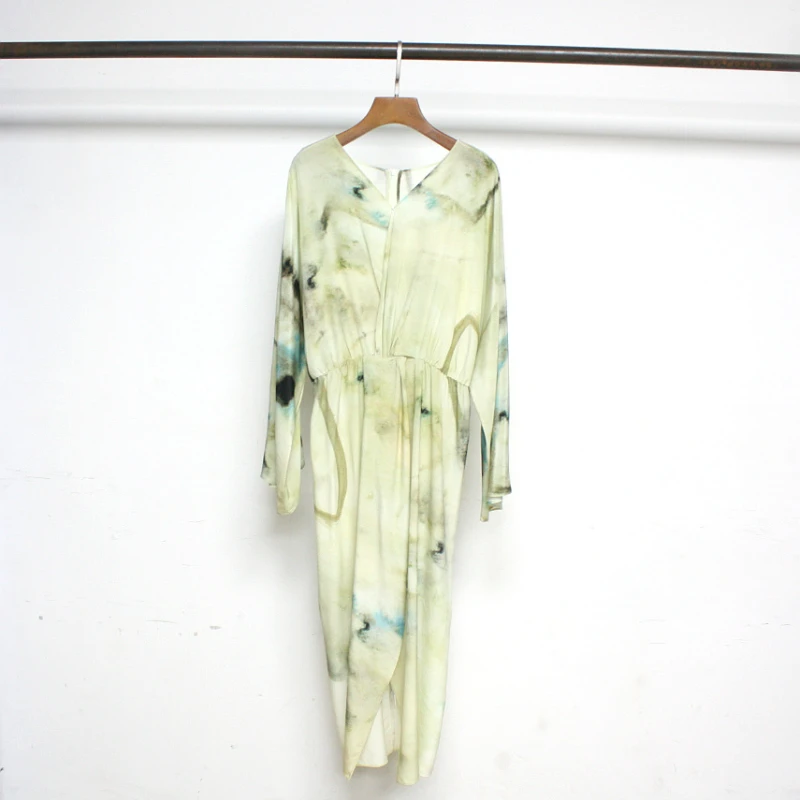 

2023 Summer Ink Halo Dyed Silk Printed Long Sleeve Women Dress