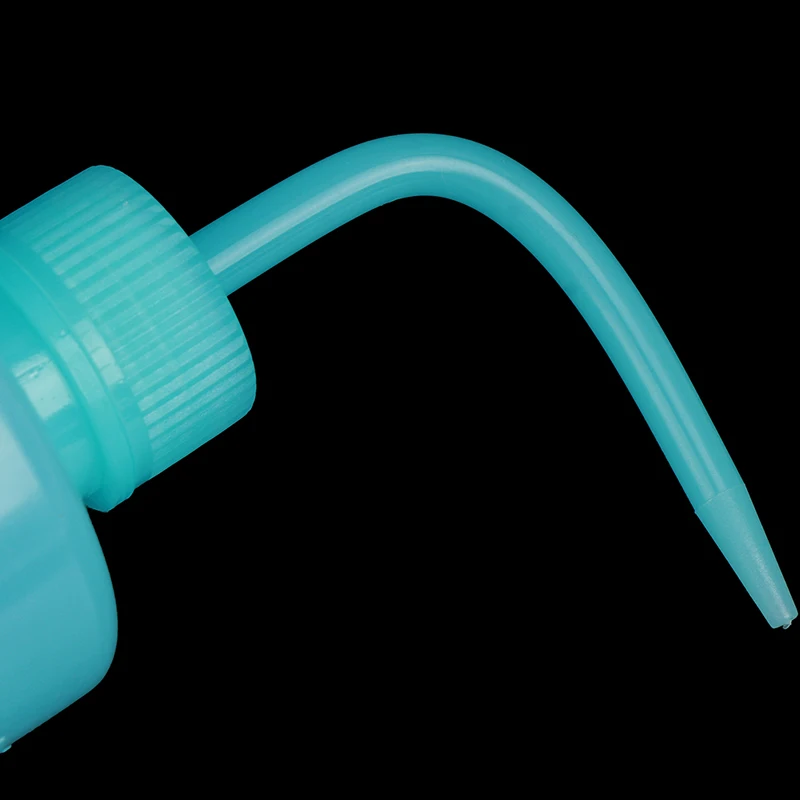 

1PCS 250mL Wash Clean Clear pink blue Plastic Green Soap Lab Wash Squeeze Diffuser Bottle School Supplies