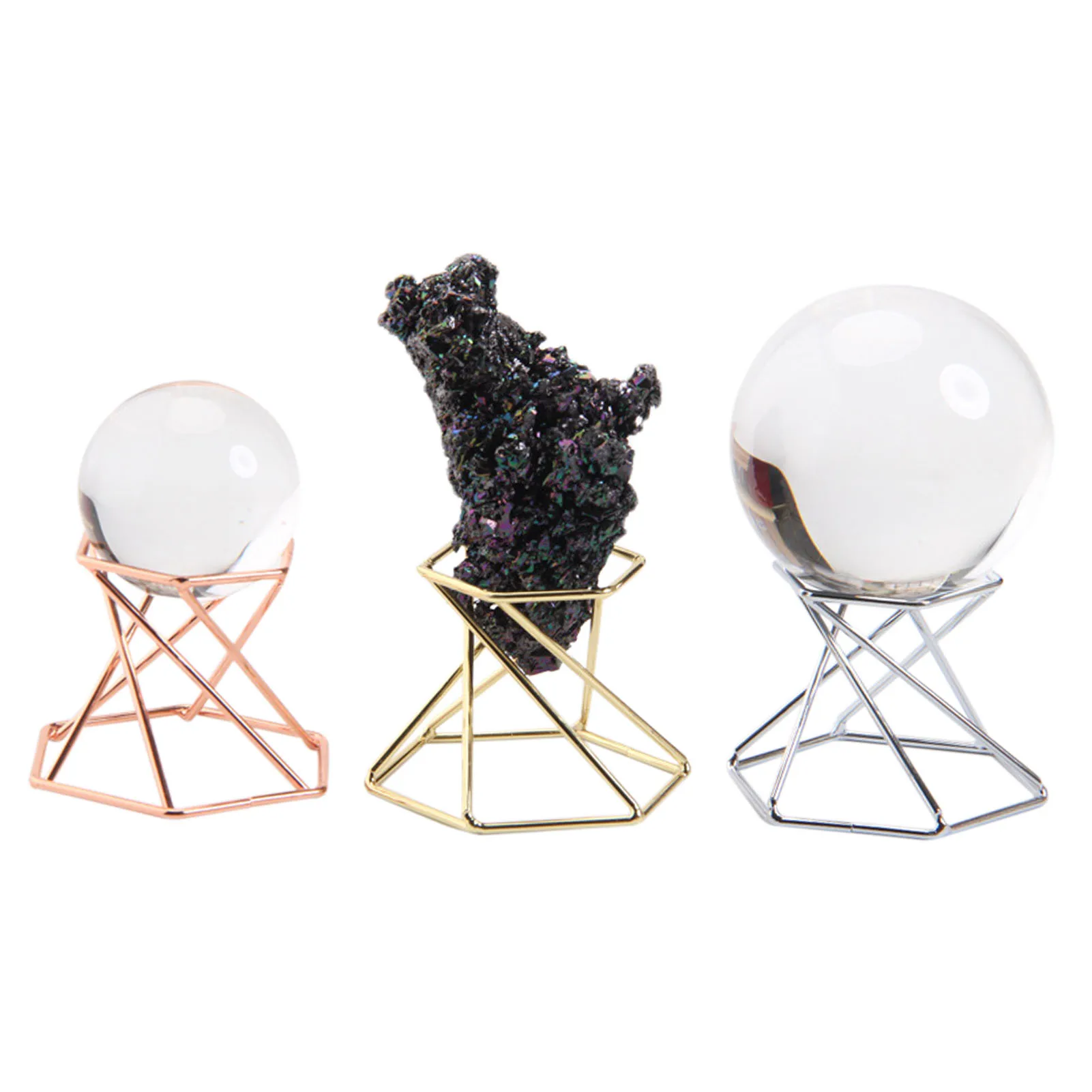 

Металлическая подставка с хрустальным шариком и орнаментом, Геометрическая подставка в форме короны, сферический держатель, реквизит для ф...