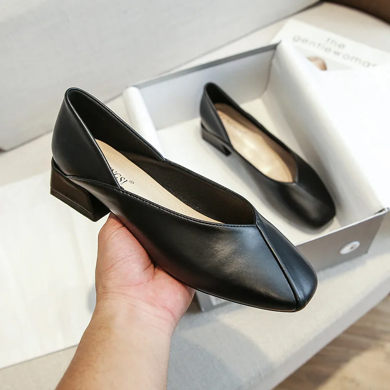 

2022 New Spring Summer Leather Patchwork Pumps Women Brief Sewing Low Heel Shoes Woman 41-43 Big Size Zapatos De Mujer Tacon