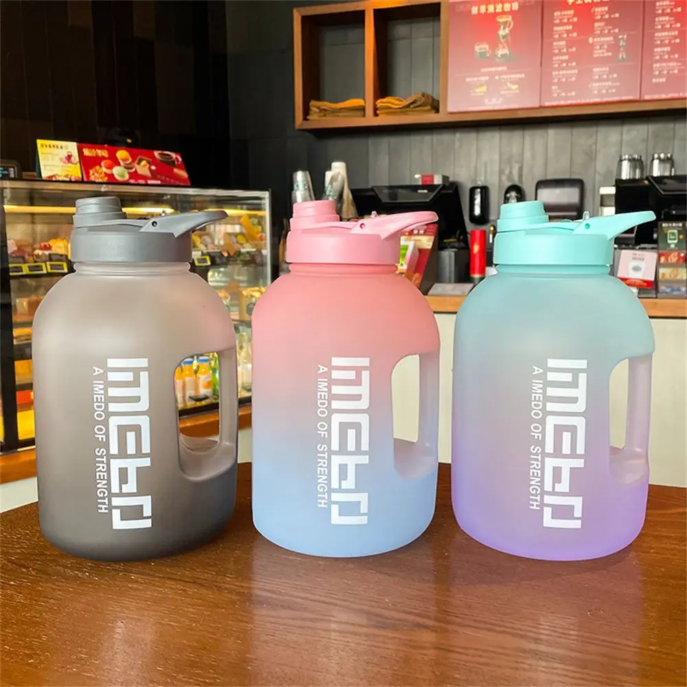 

Gym Big Plastic Straw Portable Outdoor Large Capacity Drinking Cup Water Bottles Water Jug