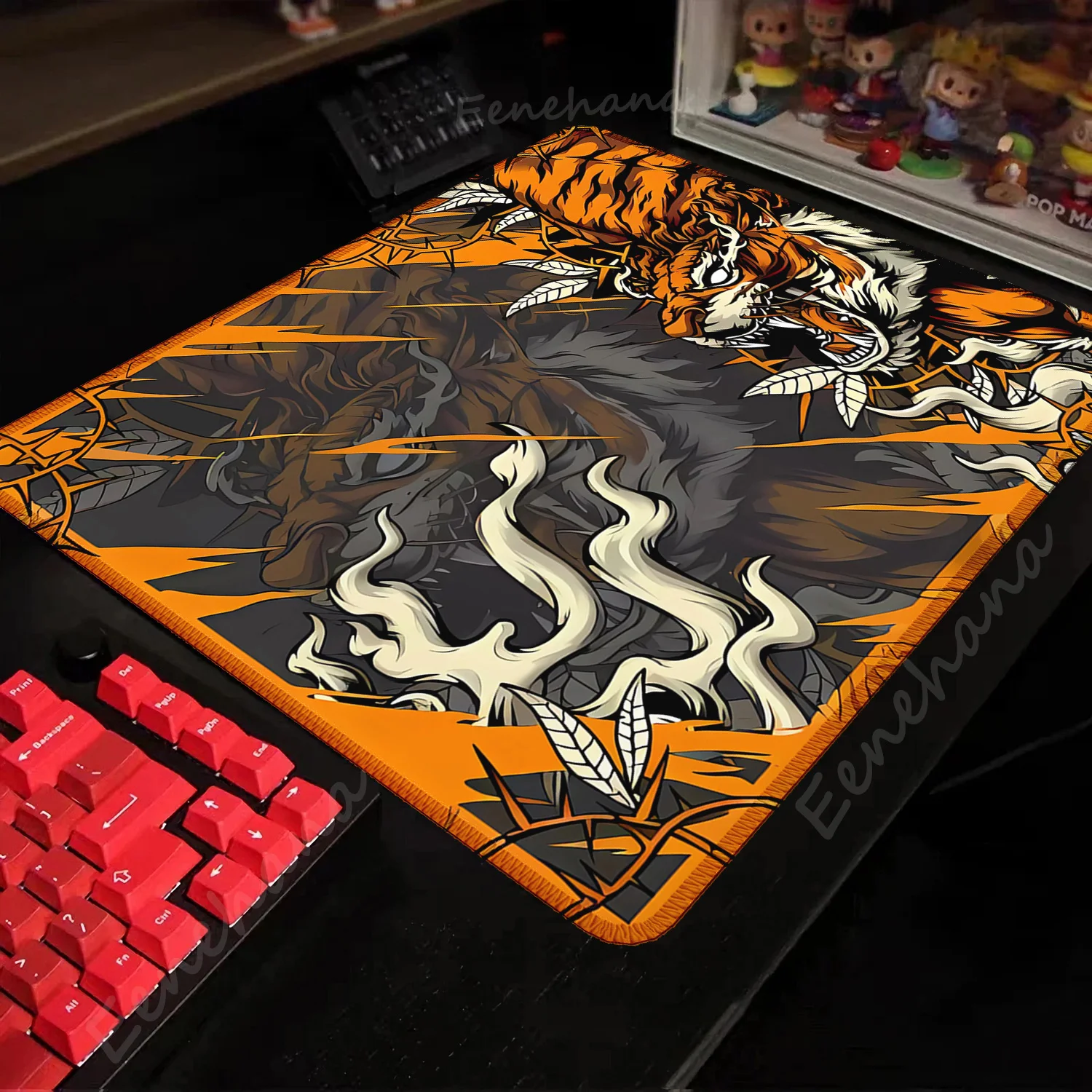 Маленький игровой коврик для мыши с тигром электронных видов спорта