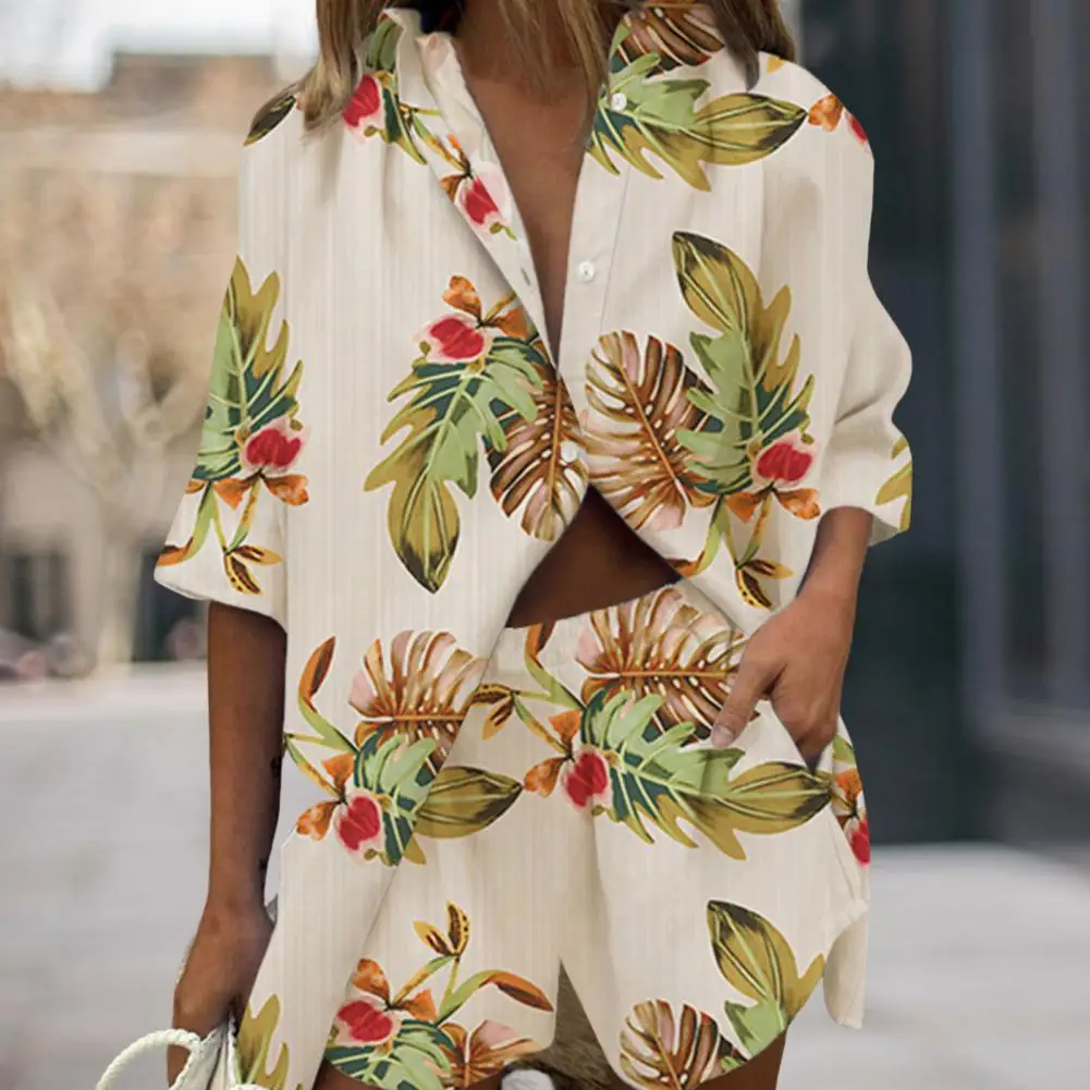 

2 Pcs/Set Women Floral Print Clothes Set Half Sleeve Lapel Neck Shirt and Elastic Waist Tops Shorts Set Outfits Daily Clothes
