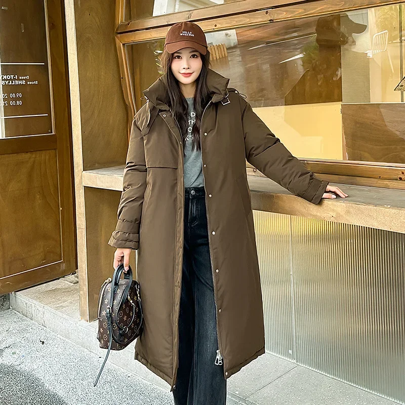 Женская зимняя куртка с поясом на талии и длинными рукавами карманами сбоку