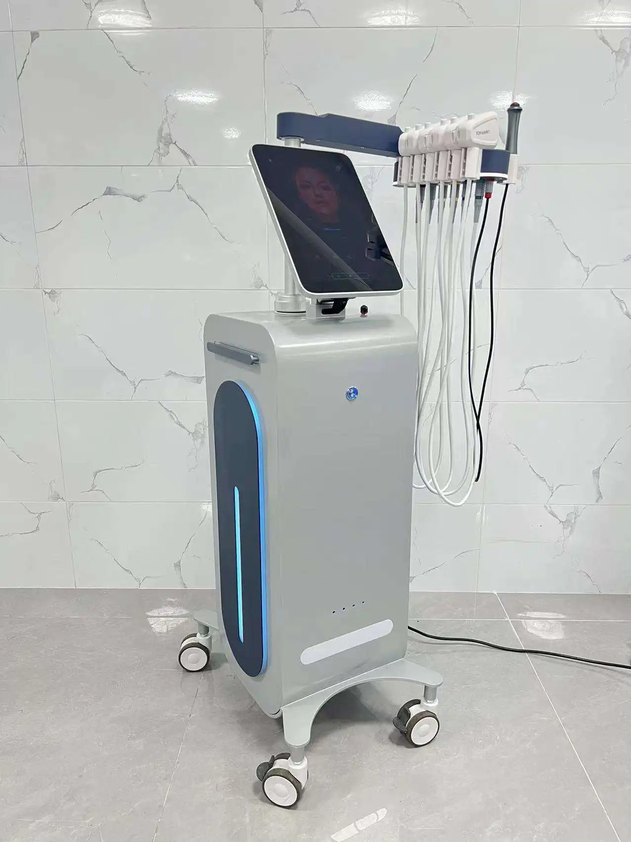 Фото EMS Вертикальный Peface RF Лифтинг-машина Микротоковое скульптурное косметическое устройство для использования в салоне подтягивания и улучшения №3