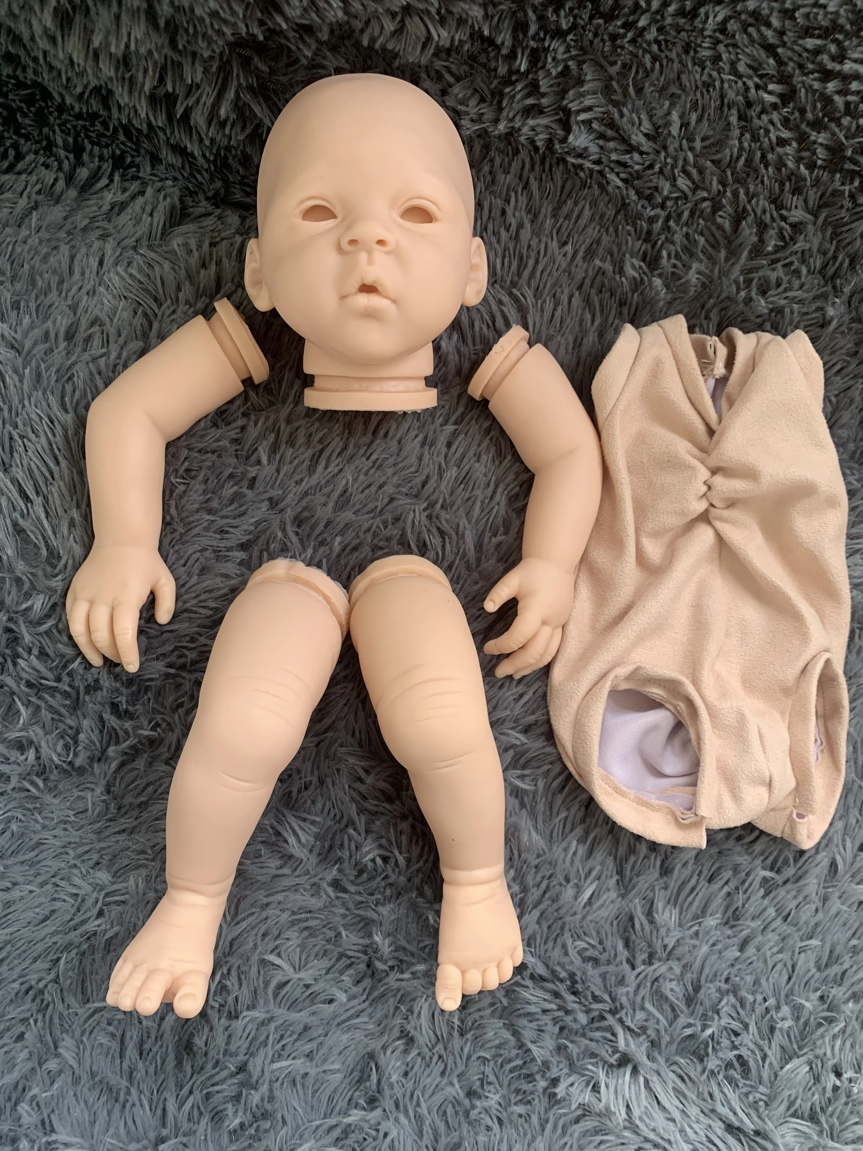

18inch Santina LouLou DIY Blank Doll Kit Reborn Baby Dolls Lifelike Newborn Bebe Vinyl Unpainted Surprise Gift Toys