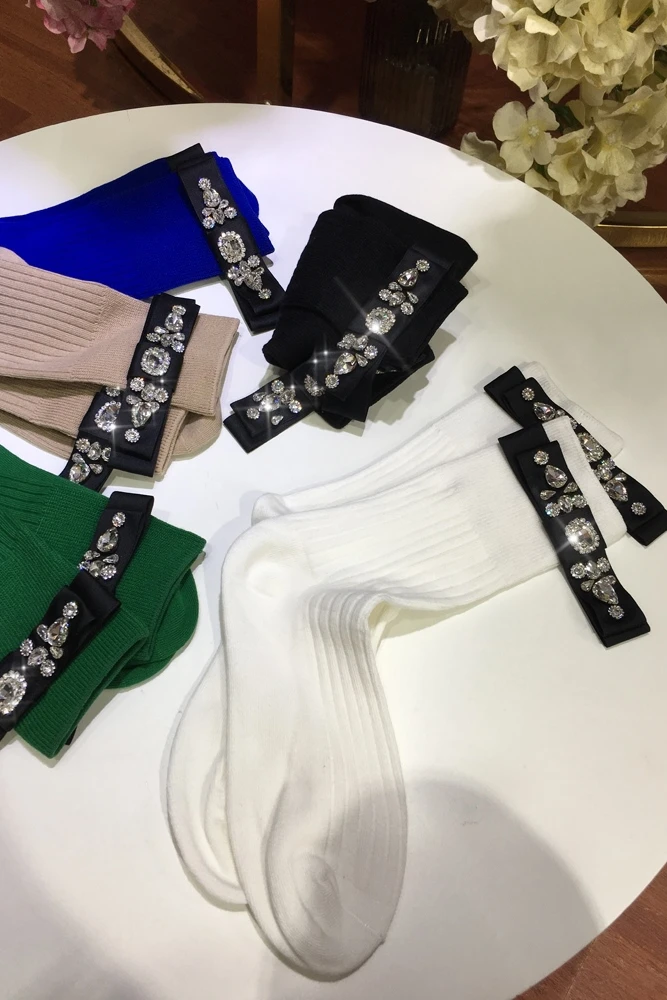 Sparkling Diamond Bead Women Socks Cute Bow All-match Age Reduction Cotton Hosiery Solid Color Mid Tube Sports Stocking 5COLORS
