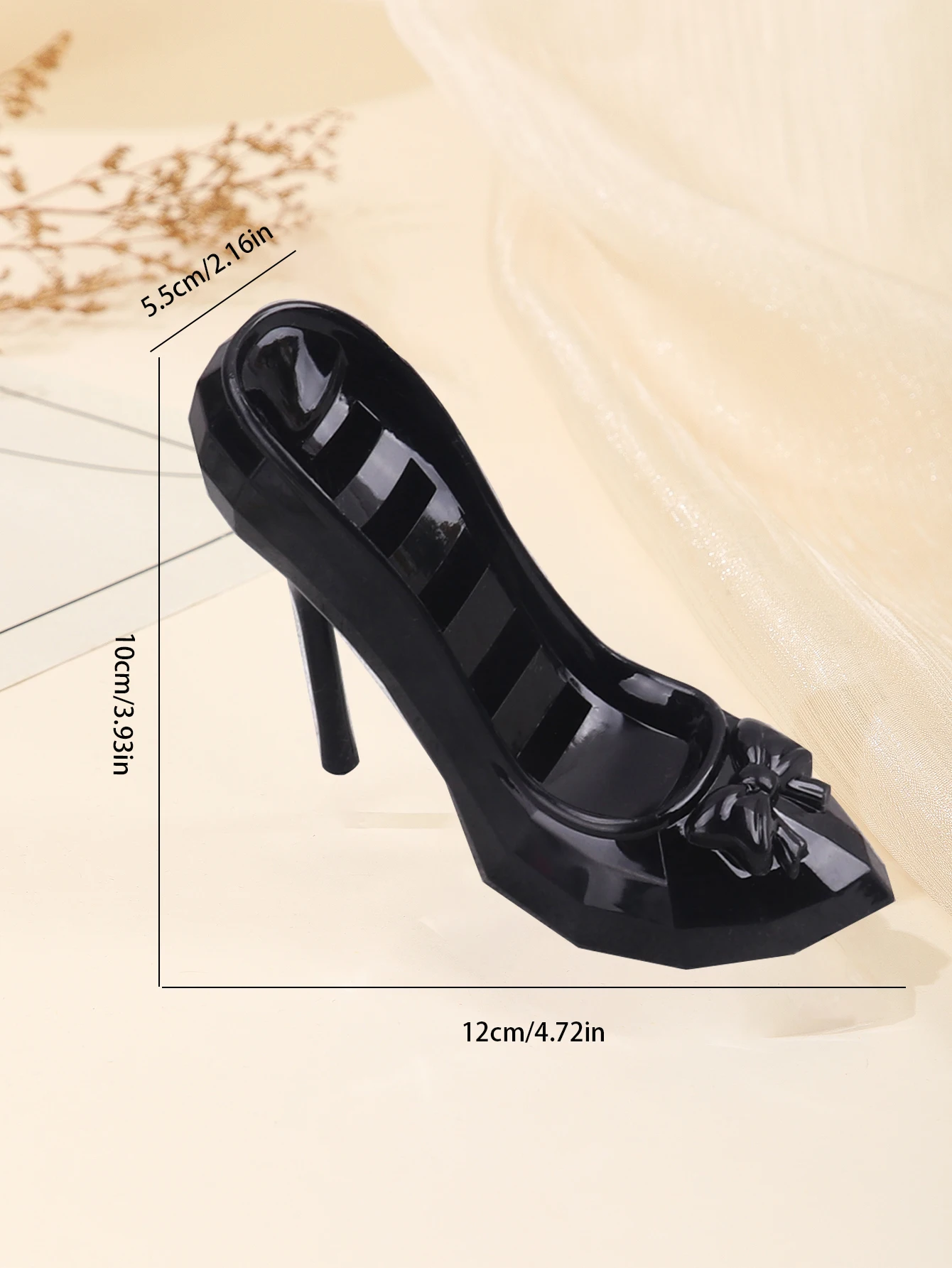 

Подставка для колец из пластика