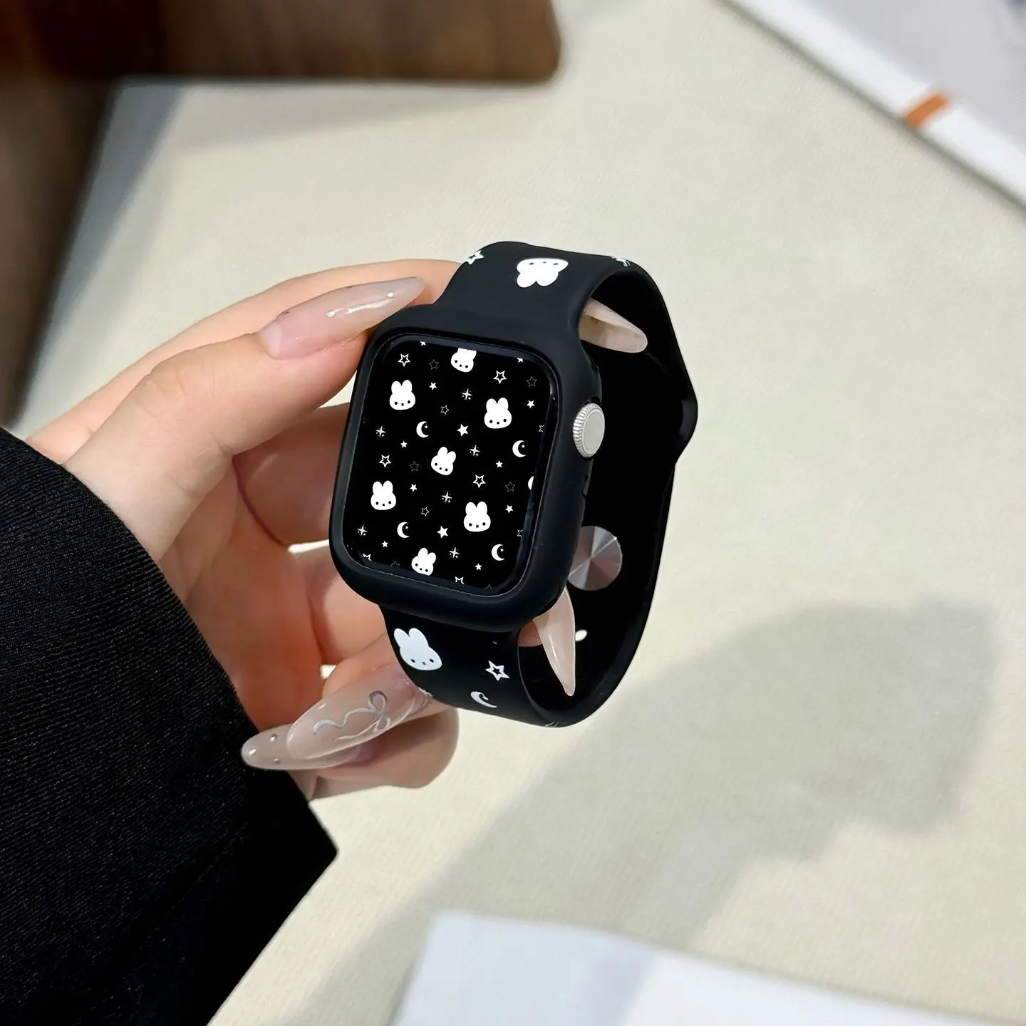 Фото Ремешок для часов Stars Miffy для S11, силиконовый, для S10, милый, для Applewatch9, привлекательный дизайн, милый мультяшный стиль, индивидуальность и креативность, очаровательный, новый. №3