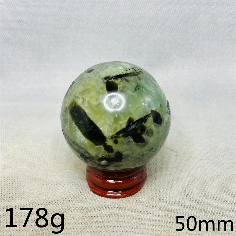 

Зеленый виноградный агат, черный турмалин, геод YOCO