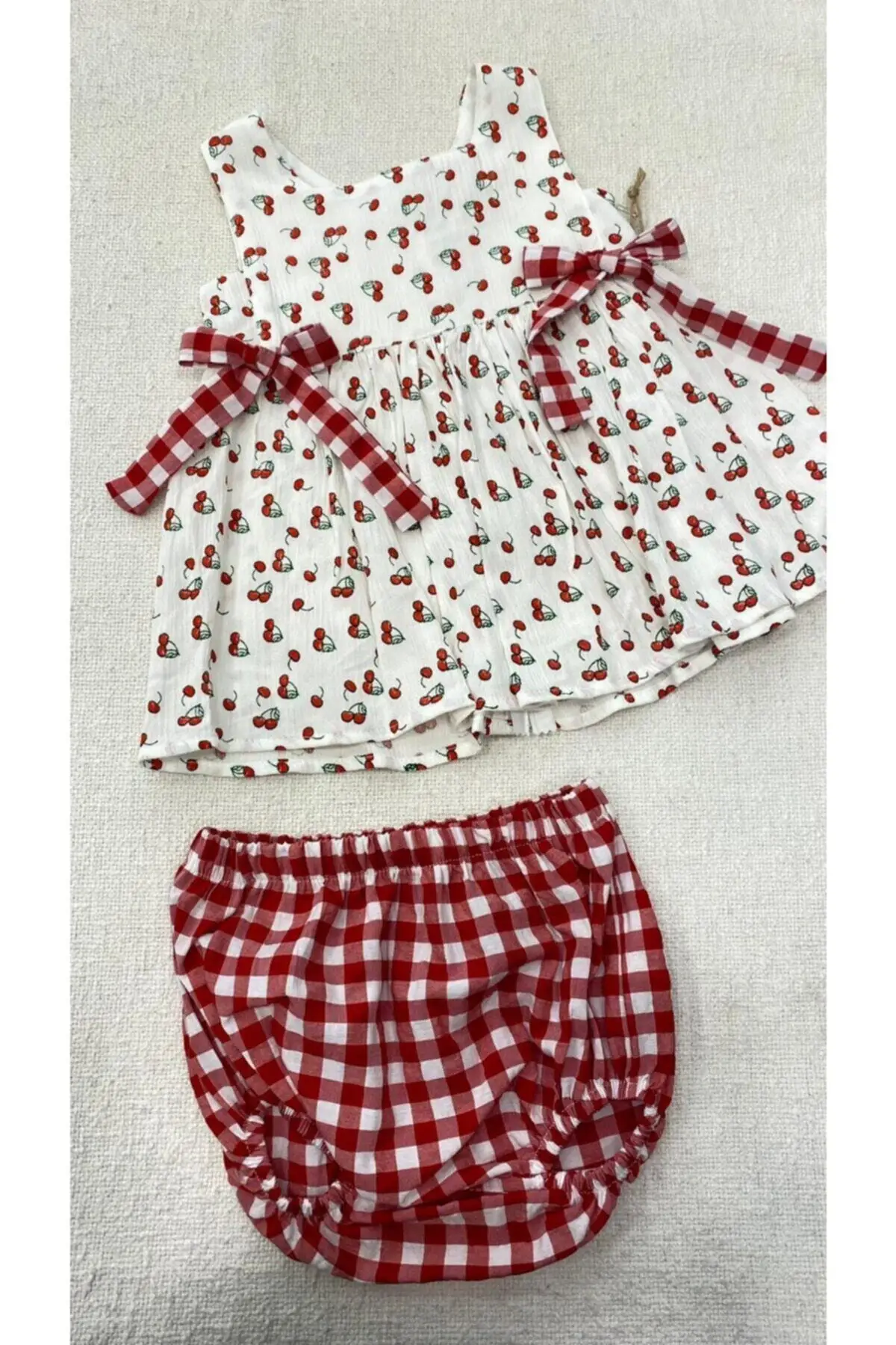 

Baby girl Red Cherry Print Dress 2 Piece