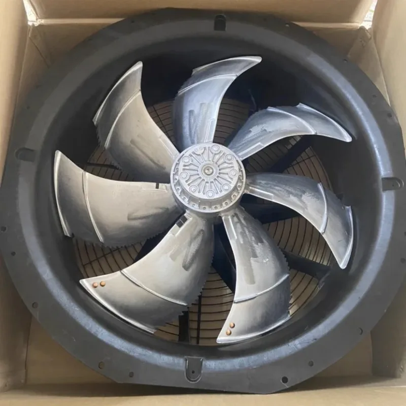 

Ziehl-Abegg ZN071-SDL.6F.V7P1 400V 980W 900RPM 2.8A Refrigeration Equipment Air Conditioner Axial Cooling Fan