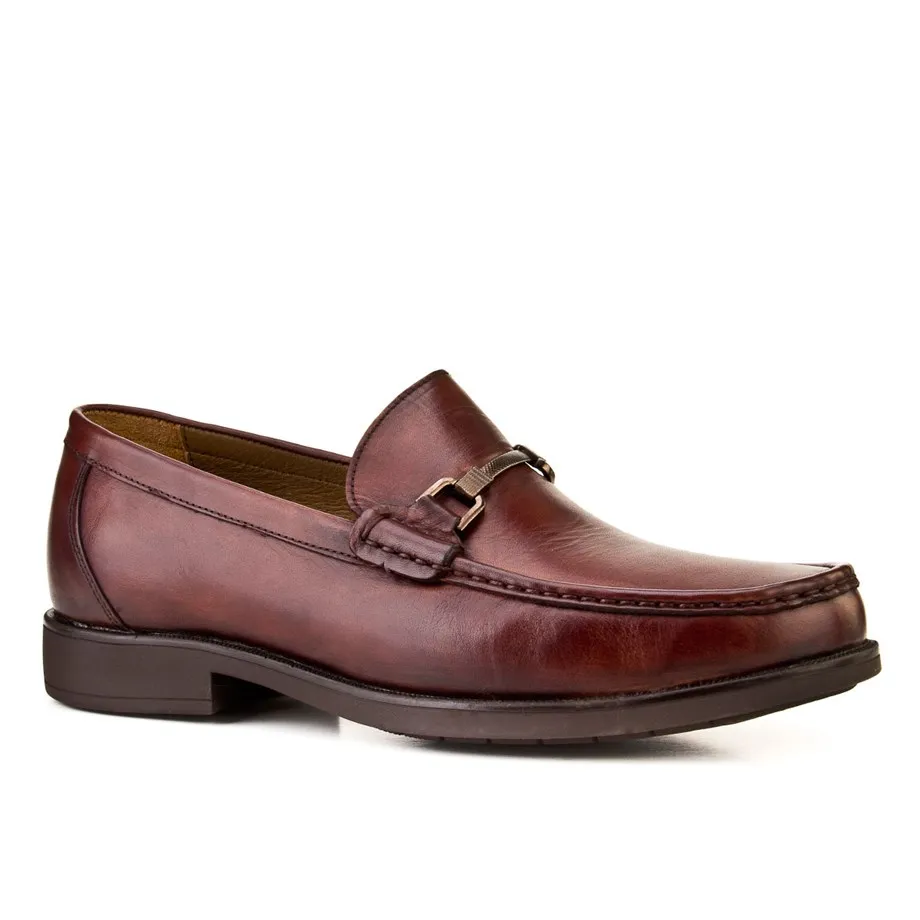 

Metal buckle detailed genuine leather brown men's casual shoes