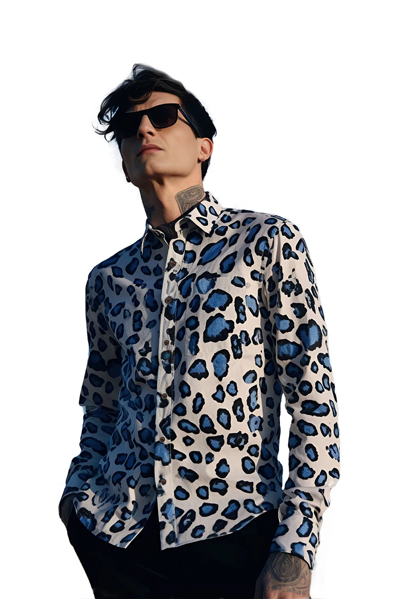 

Рубашка мужская с длинным рукавом и леопардовым принтом