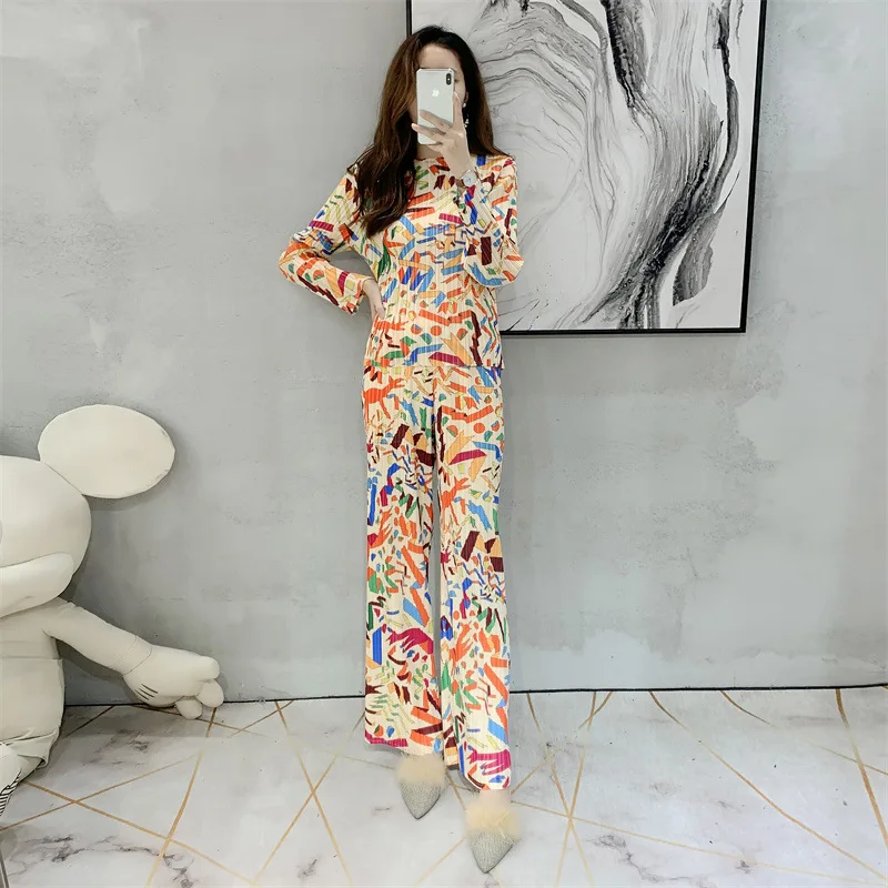 

Miyake Pleated Slim Fit Slimming Suit 2022 Spring New Round Neck Long Sleeve Printed Top Straight Pants Suit