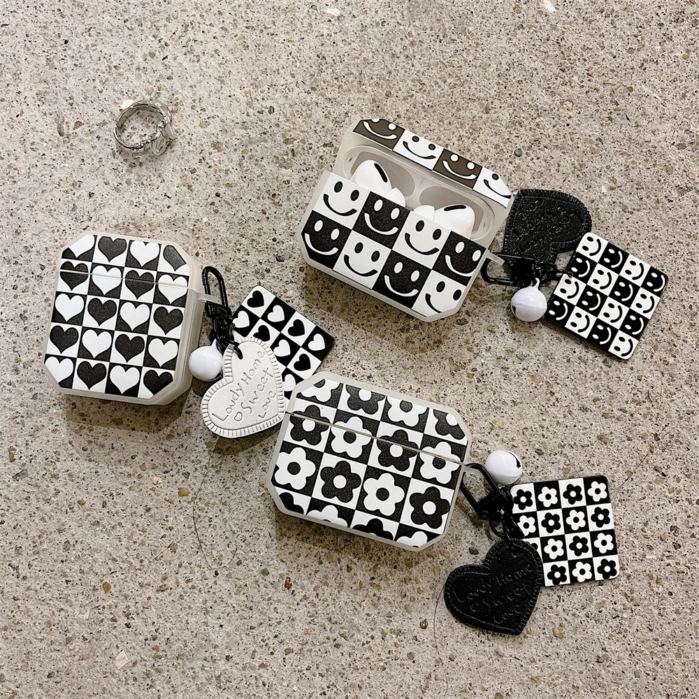 

Fashion Black and White Checkerboard Grid Ins Trend Style Case for Airpod Pro 3 Case with Keychain Hanging Bag Cute Trinket