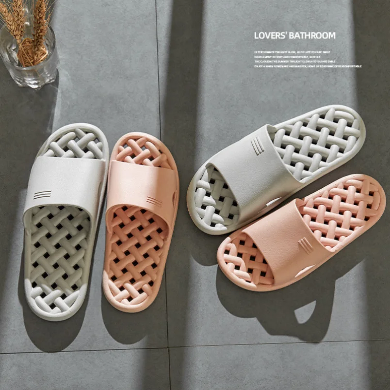 Cloud Slipper Woman Home Hollow out Summer Sandal Men Flip Flops Beach Non Slip Soft Sole leakage House Shoes Female Male