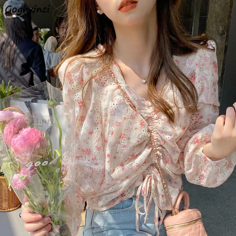 

Blouses Women Floral Shirring Puff Sleeve Crop Top Shirring V-neck Classic Sweet Kawaii Mujer Chic Retro Holiday Ins Sun-proof
