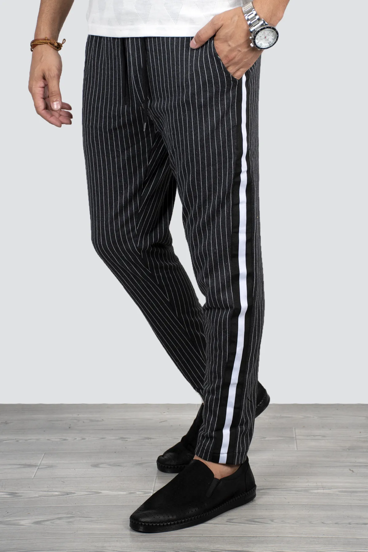 

DeepSEA Self Striped Sweatpants 2009878