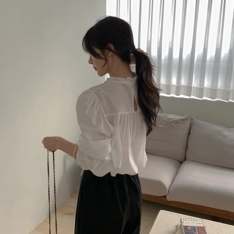 Блузка Женская Офисная Трикотажная с длинным рукавом и воланом