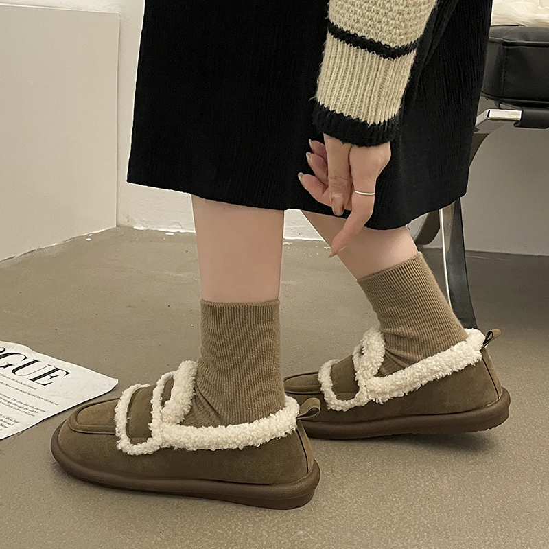 

2023 new spring and autumn soft bottom solid color flat bottom round toewomen's casual shoes DY3955
