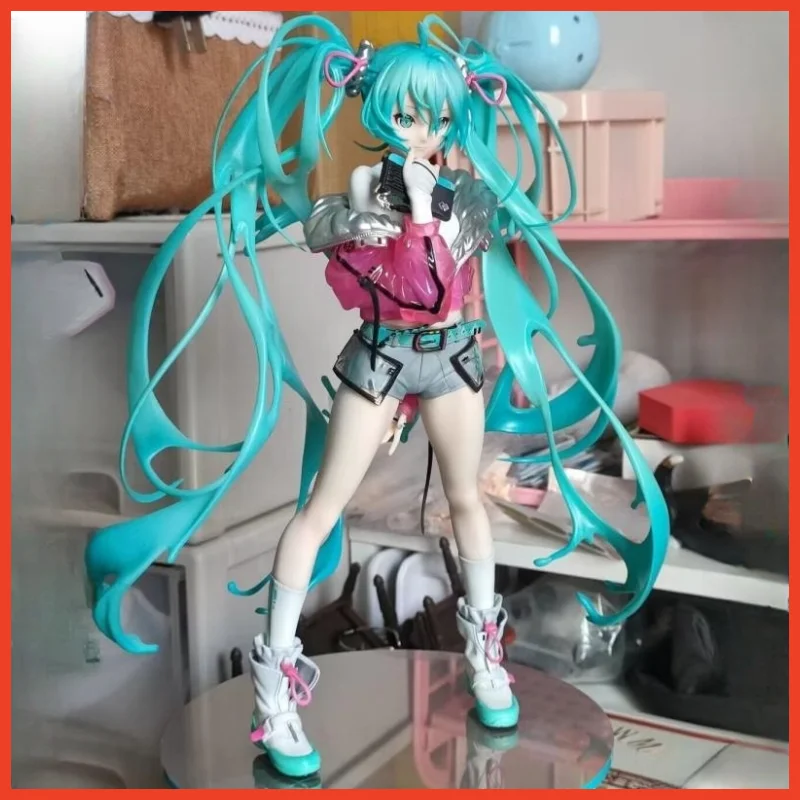 

In Stock Good Smile Company 1/7 Scale Hatsune Miku Figures With Solwa Ver. Pvc 24cm Anime Action Model Ornament Kids Gift Toys