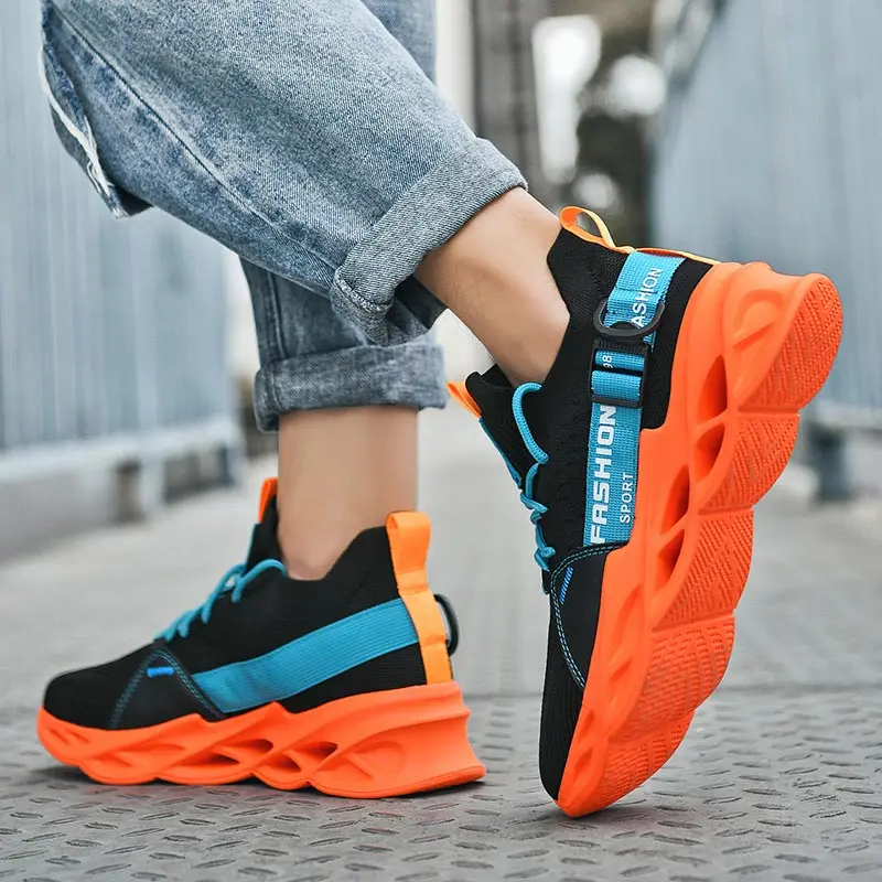 

Уличные мужские белые кроссовки shose sport 2022 мужские повседневные Дизайнерские кроссовки для бега Спортивная теннисная Женская Вулканизиров...