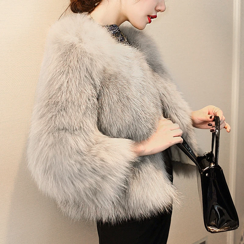 Korean Fashion Faux Fur Coat Woman Winter Short Black White Slim Long Sleeve Imitation Rabbit Fur Overcoat Artificial Fur Jacket